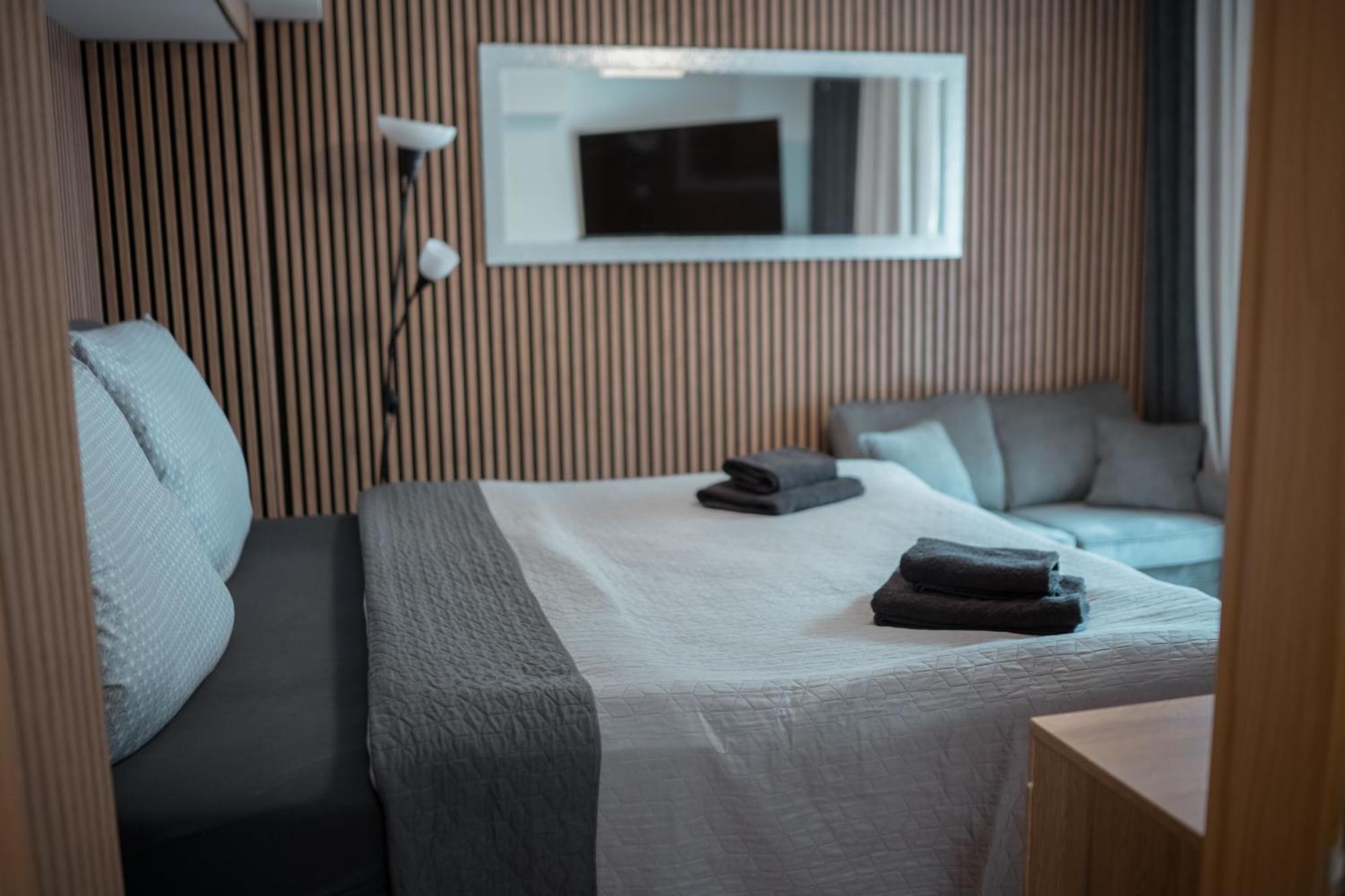 Airport Luxury Apartment & Spa Praga Camera foto