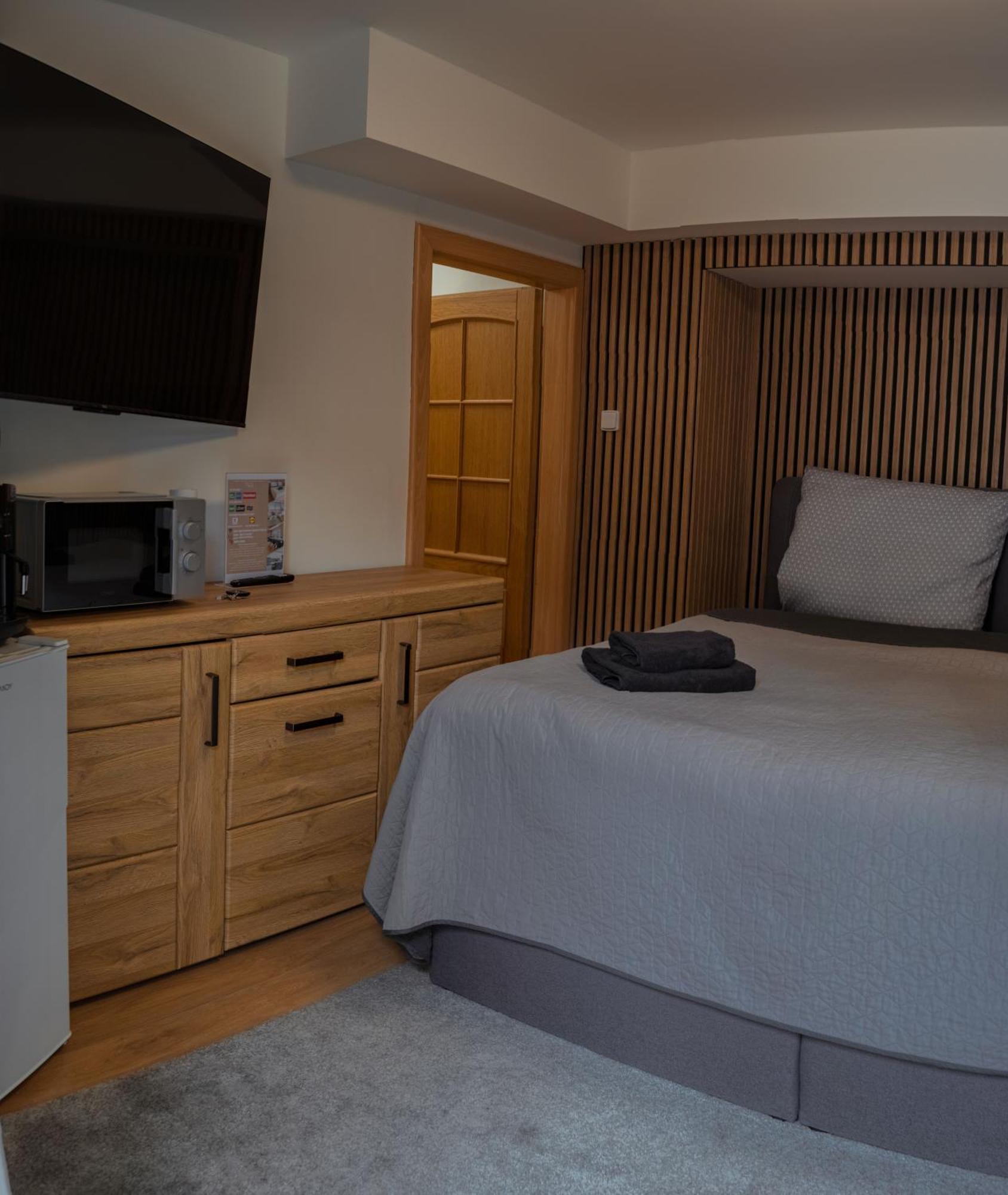 Airport Luxury Apartment & Spa Praga Camera foto